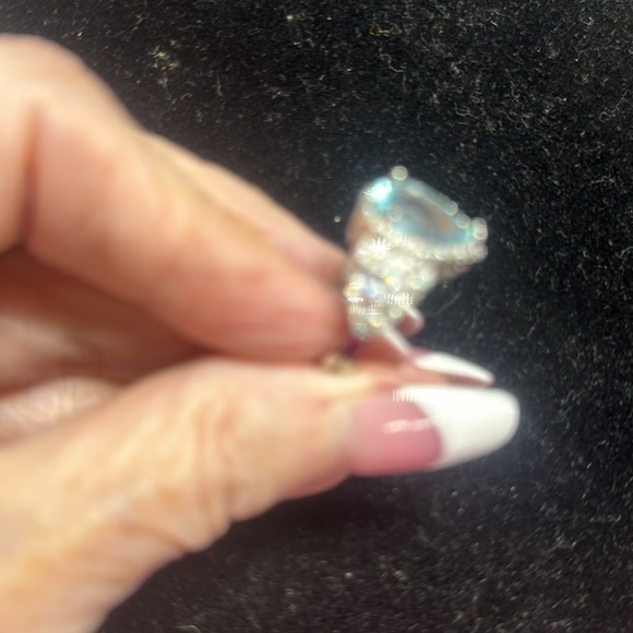 Beautiful December birthstone 925 sterling silver band - Picture 4 of 4